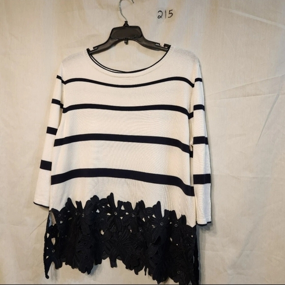Vintage Womens Sweater Striped White/ Black Top Cutout Lace Embroidered Hem XL - Picture 1 of 5
